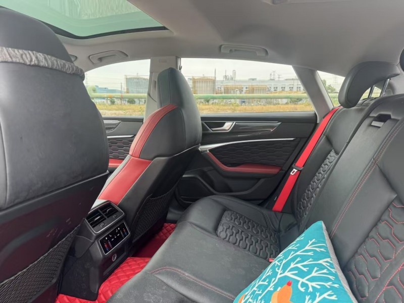 苏州19年奥迪A7L4