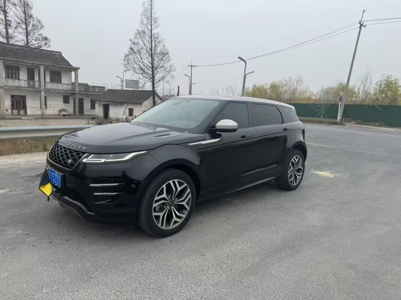 苏州22年路虎极光3