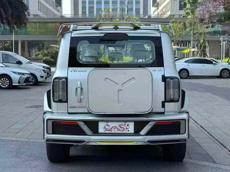 珠海22年长城汽车坦克8