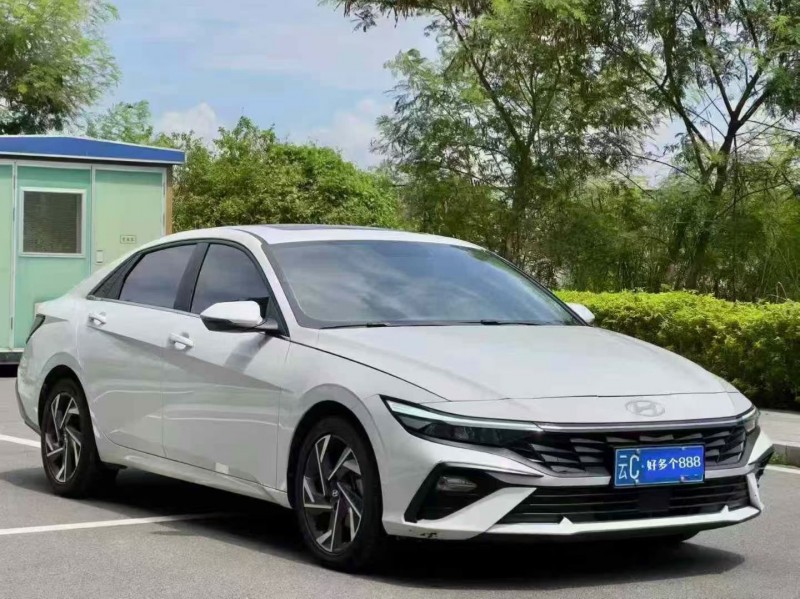 东莞24年现代伊兰特3