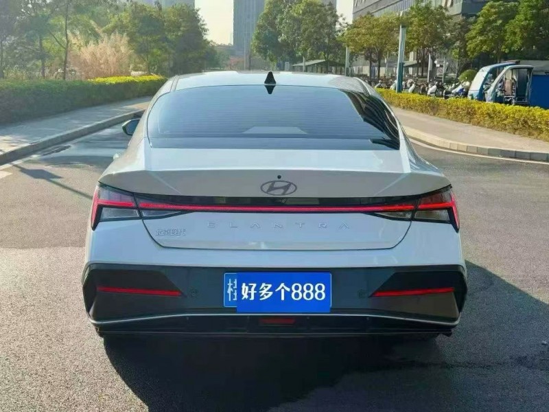 东莞24年现代伊兰特9