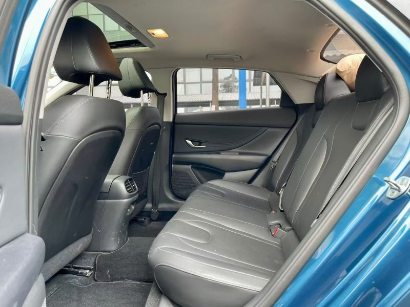 东莞23年现代伊兰特6