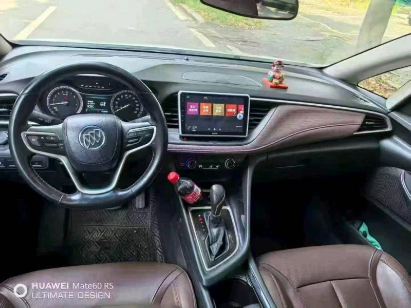 保定19年别克GL68