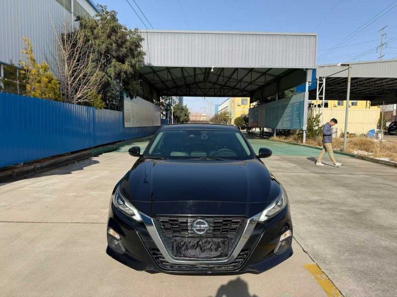 焦作21年日产天籁1