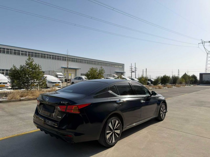 焦作21年日产天籁9