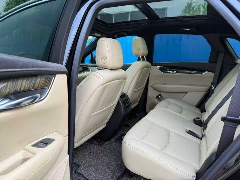 焦作16年凯迪拉克XT54