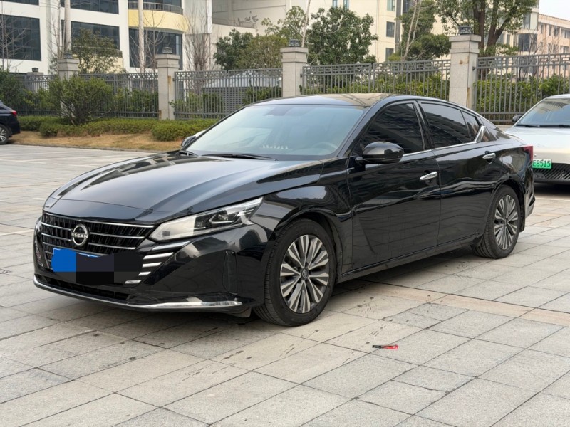 岳阳23年日产天籁2