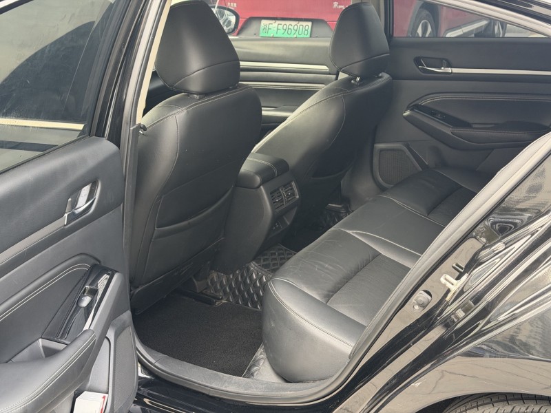 岳阳23年日产天籁5