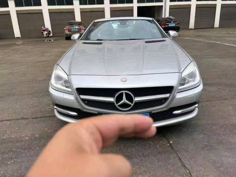 娄底13年奔驰SLK1