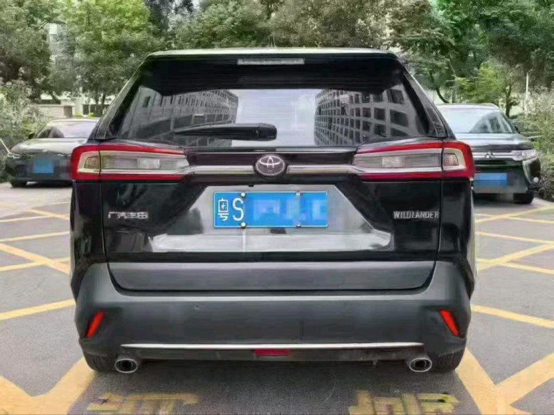 深圳22年丰田威兰达7