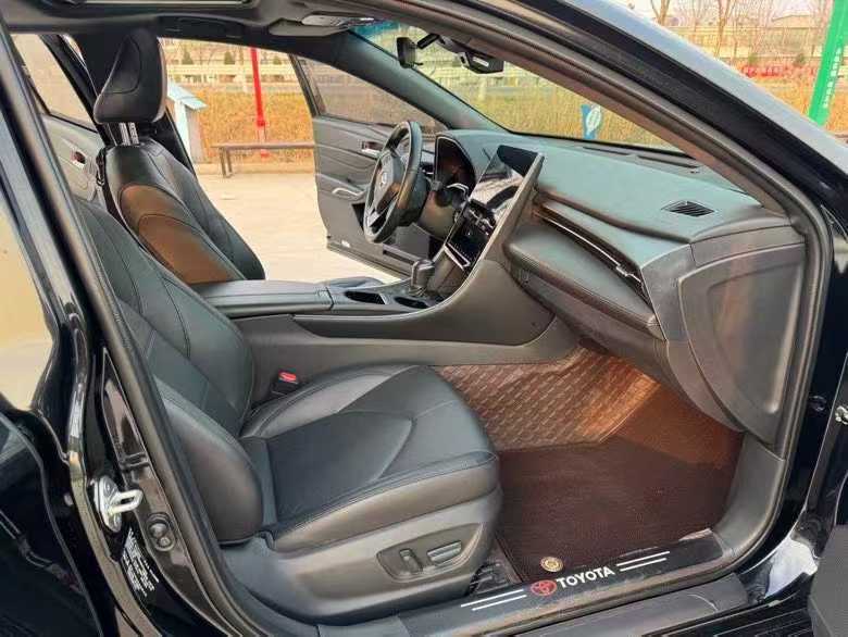 徐州22年丰田亚洲龙5