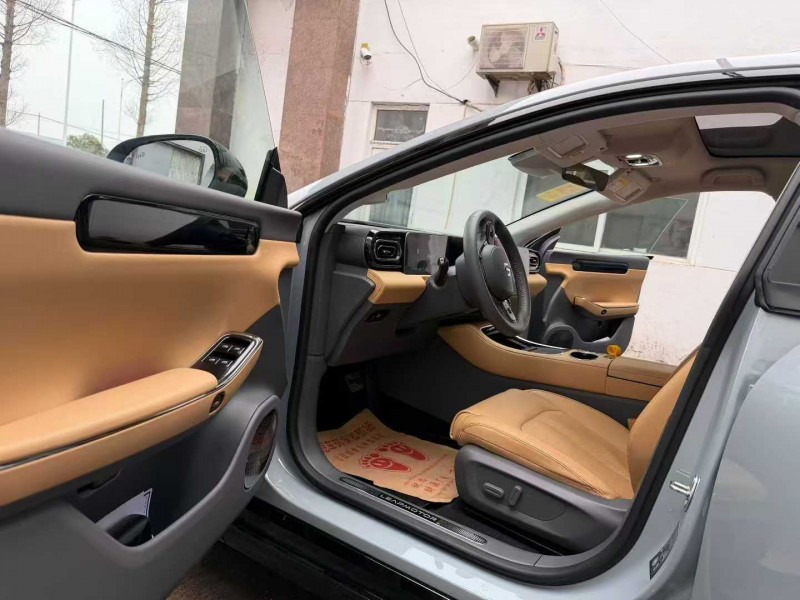 徐州24年零跑汽车C014