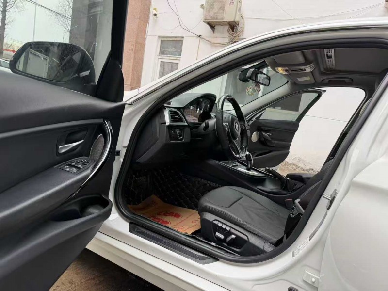 徐州17年宝马3系4