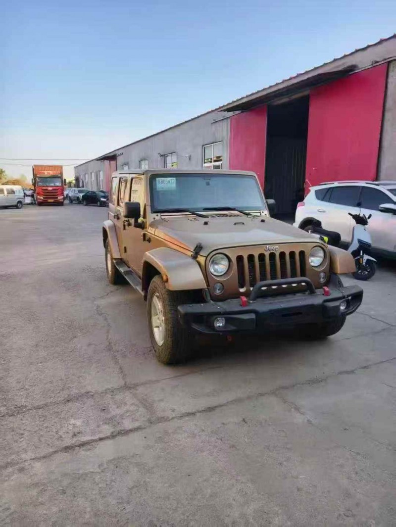 济南15年Jeep牧马人3