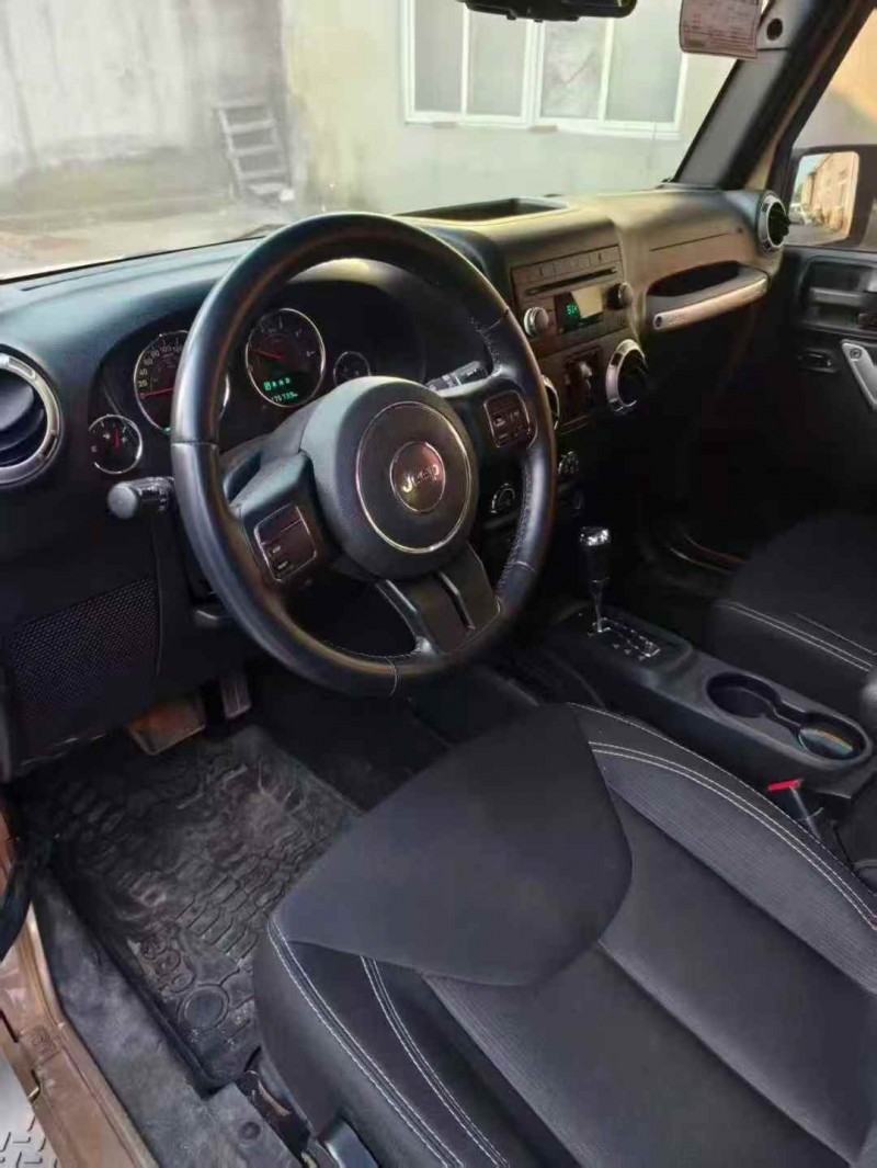 济南15年Jeep牧马人5