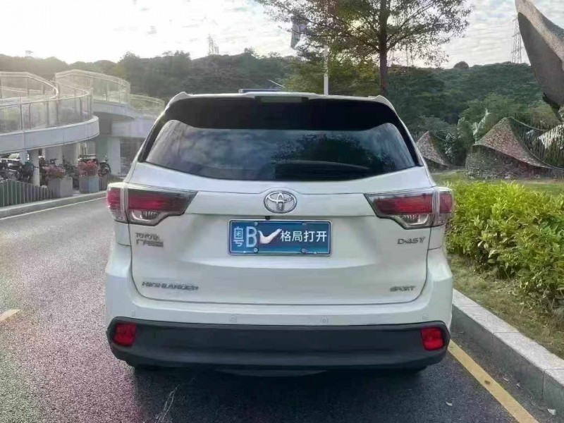 徐州17年丰田汉兰达9