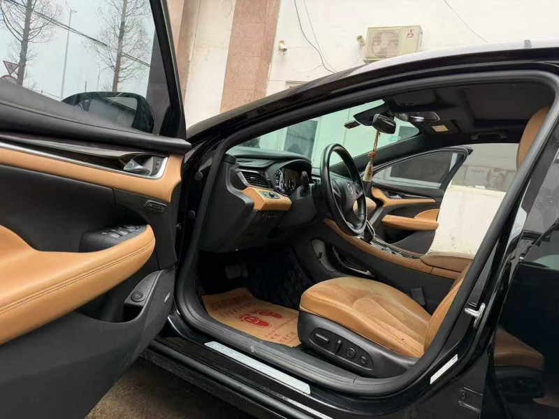 徐州19年别克君越4