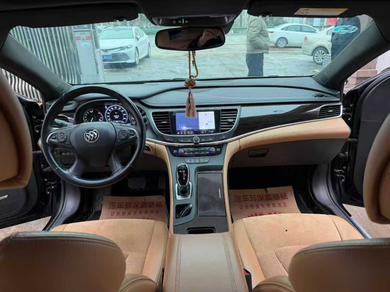 徐州19年别克君越5