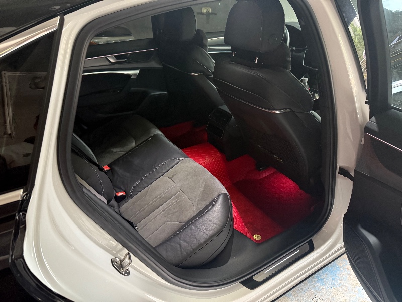 毕节21年奥迪A6L6