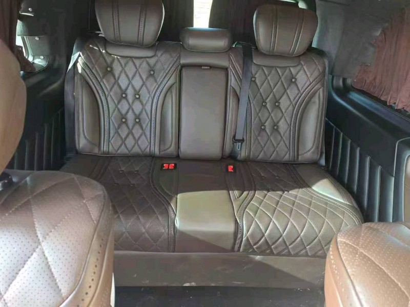 徐州21年奔驰威霆5