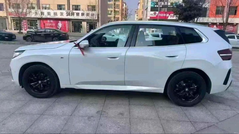 济南25年宝马X39