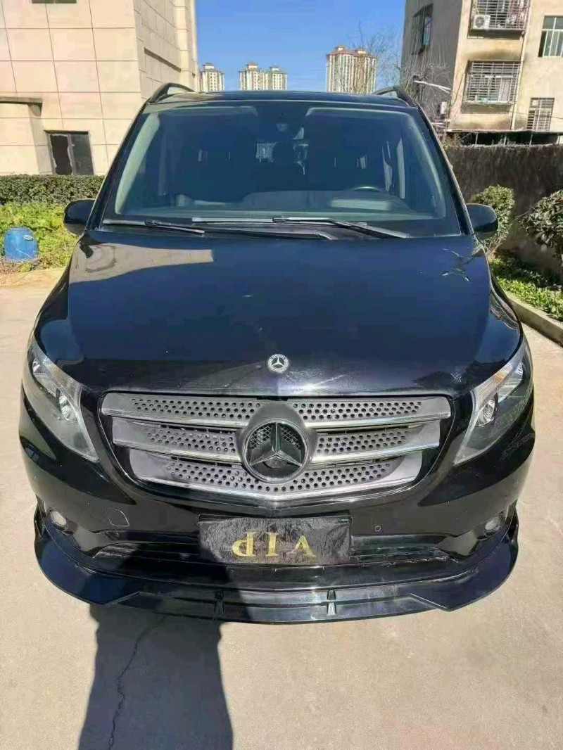 襄阳19年奔驰威霆1