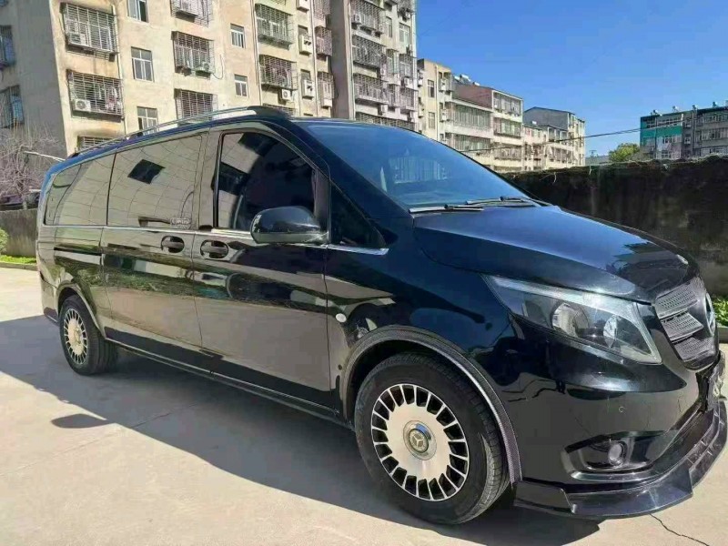 襄阳19年奔驰威霆2