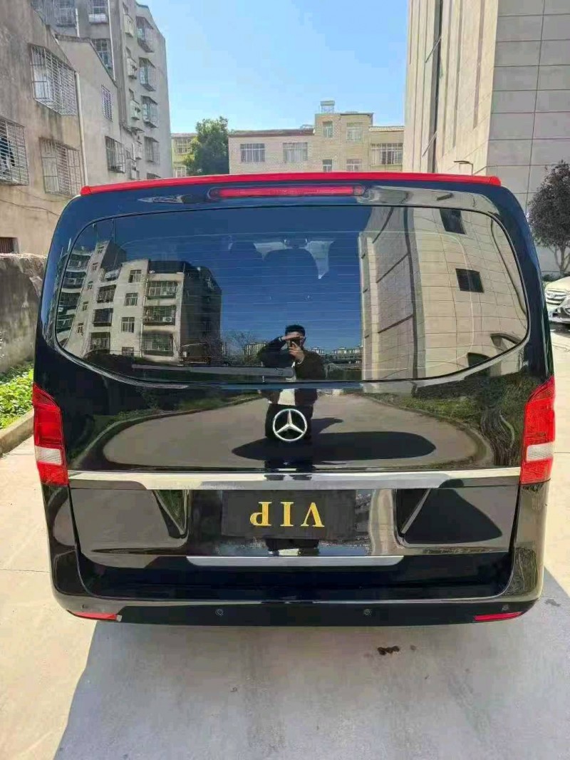 襄阳19年奔驰威霆7