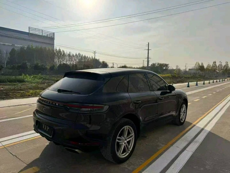 菏泽19年保时捷Macan8