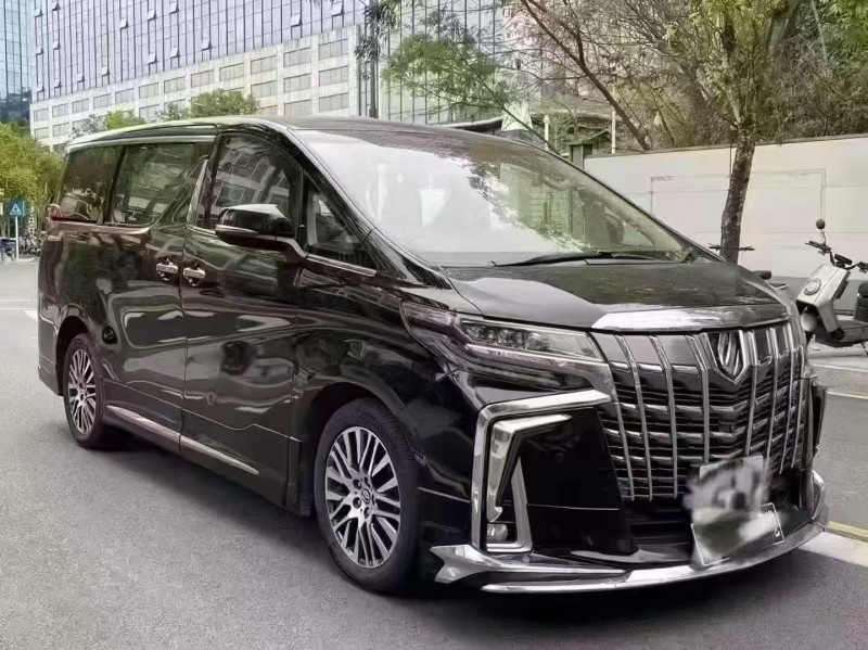 广州16年丰田埃尔法3