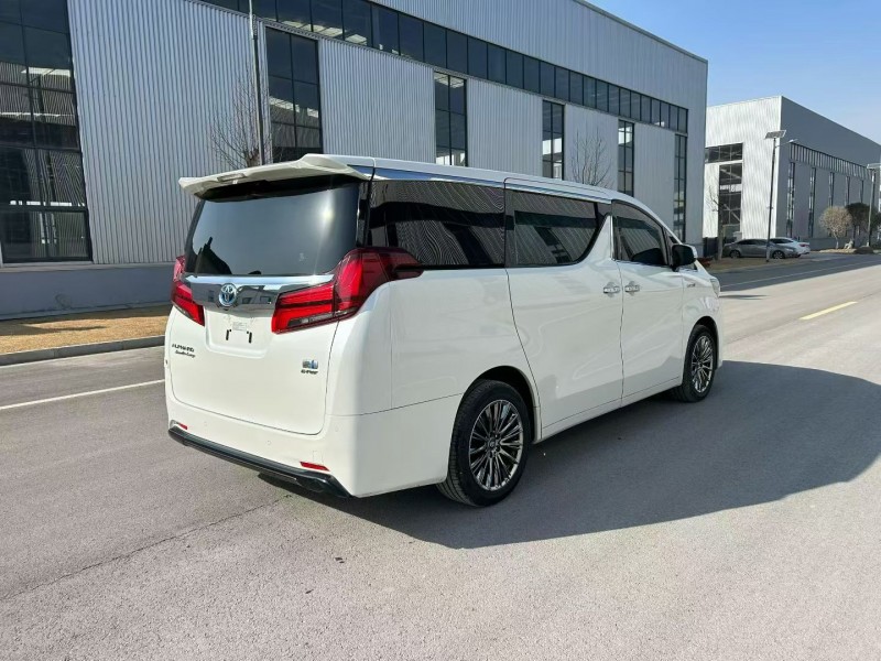 徐州19年丰田埃尔法8