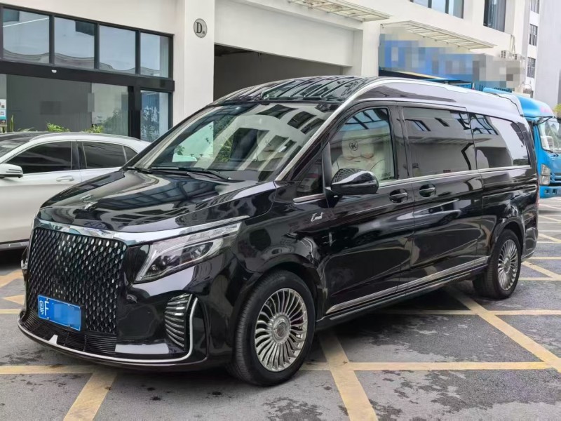 深圳23年奔驰威霆3