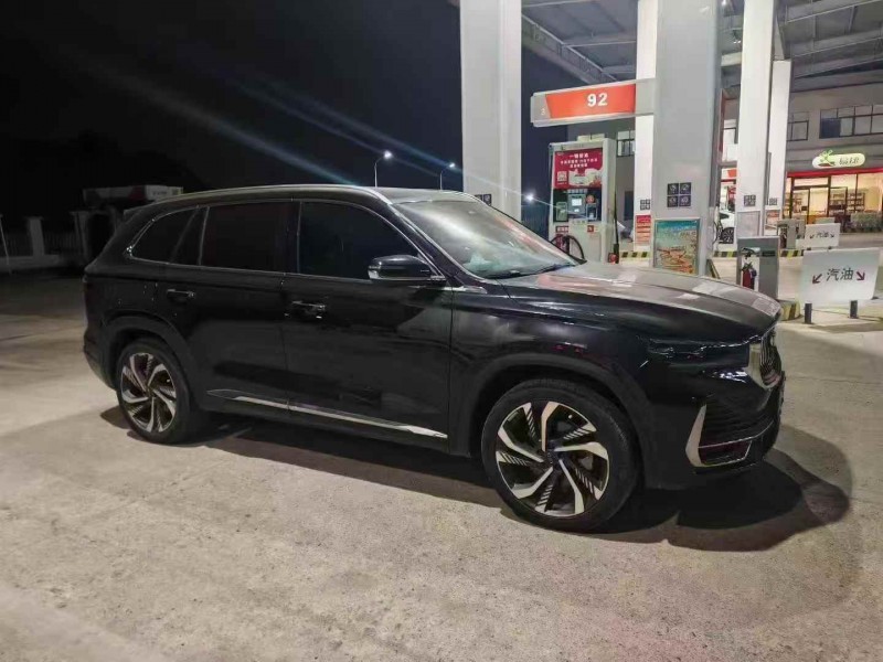 济宁24年吉利星越3