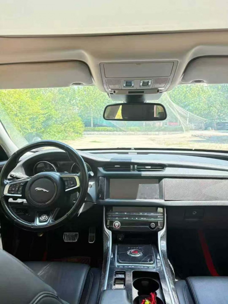 济宁19年捷豹XFL6