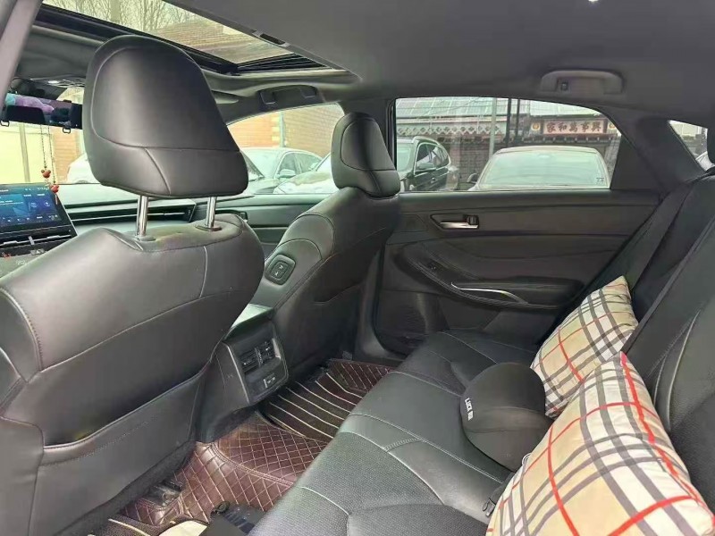 淄博24年丰田亚洲龙5