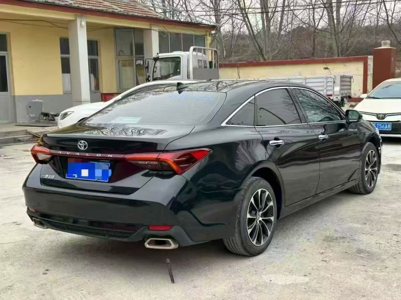 淄博24年丰田亚洲龙8