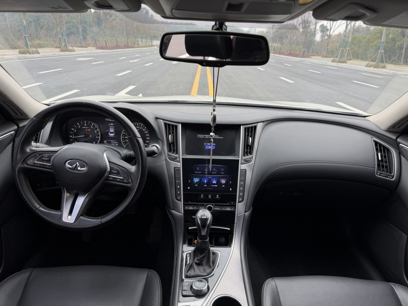 岳阳20年英菲尼迪Q504