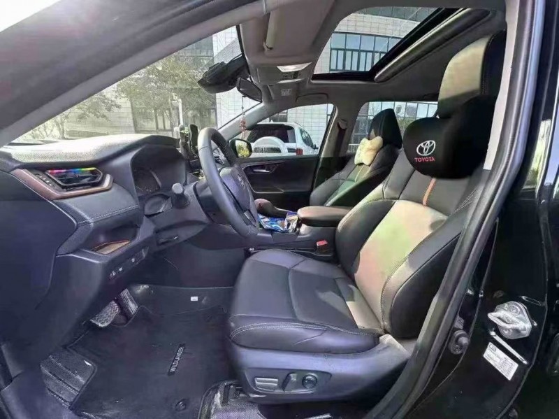 佛山24年丰田威兰达4