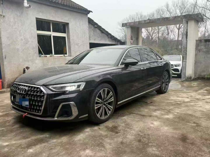 武汉25年奥迪A8L3