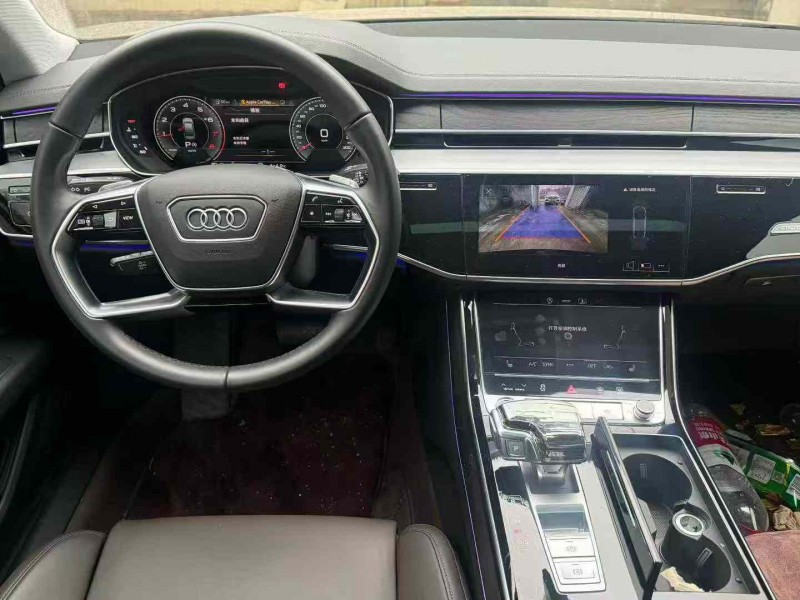 武汉25年奥迪A8L6
