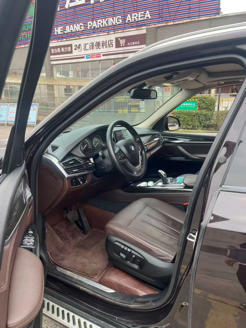 重庆17年宝马X55