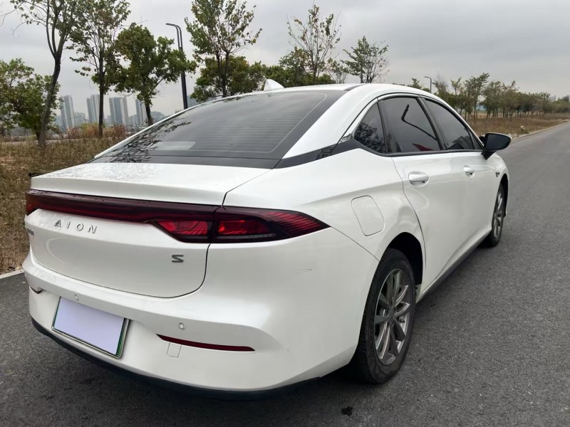 江门24年传祺埃安S8