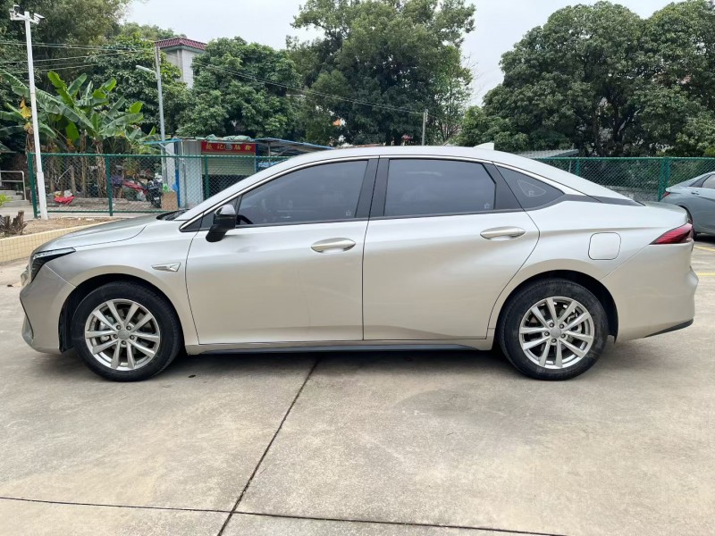 中山24年传祺埃安S3