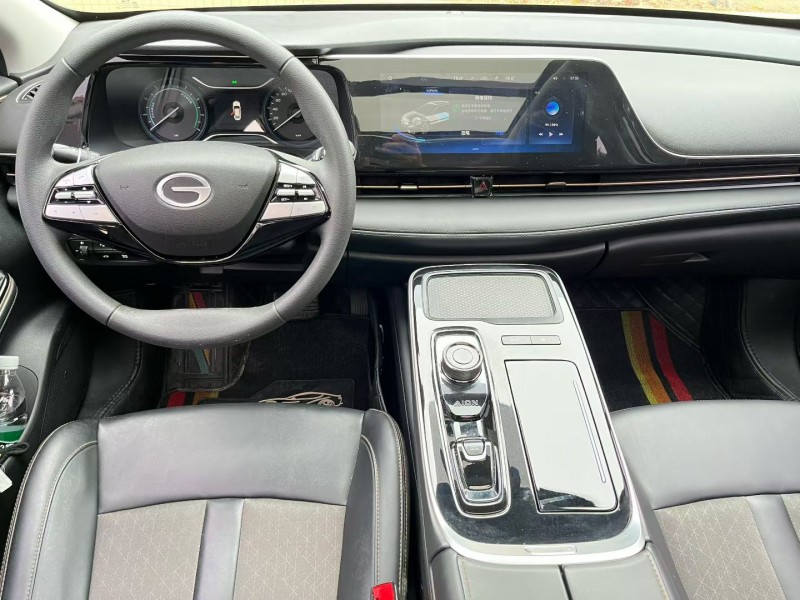 中山24年传祺埃安S7