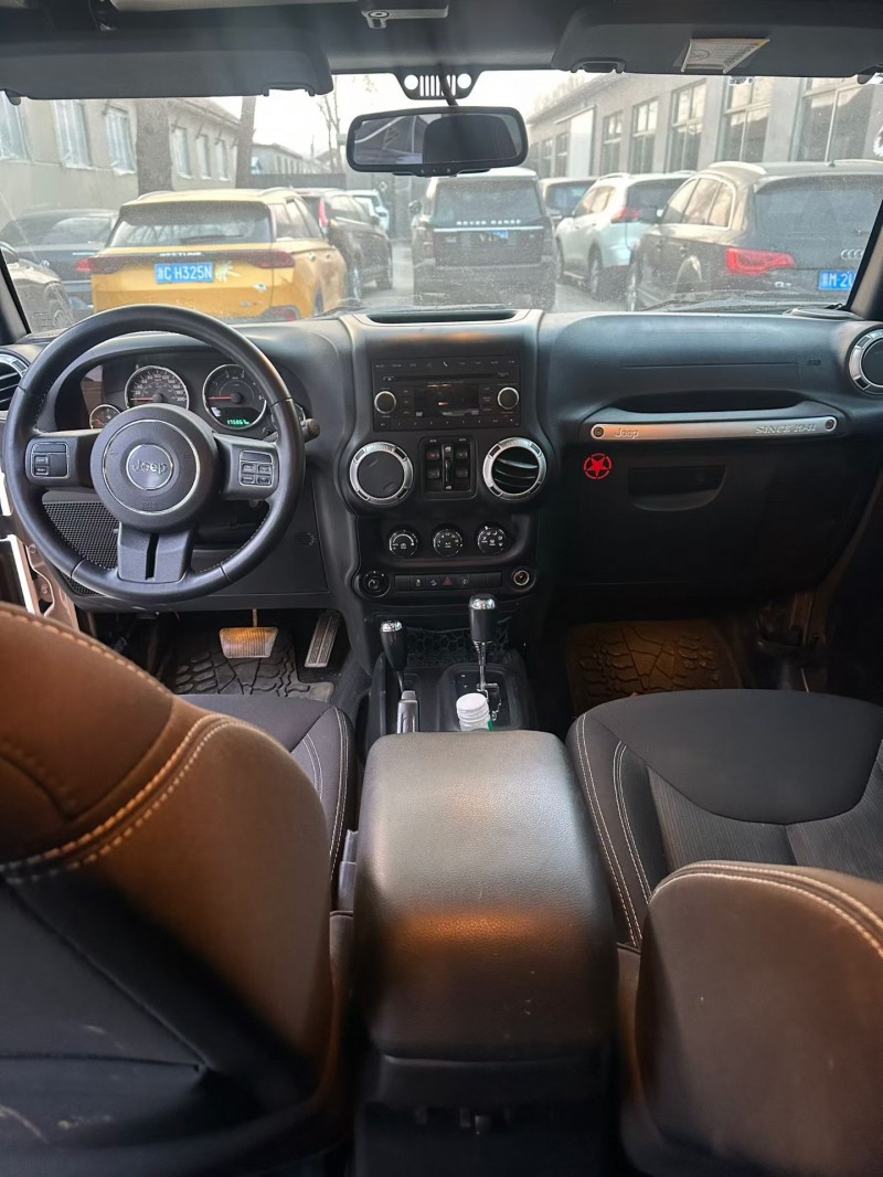 青岛15年Jeep牧马人6