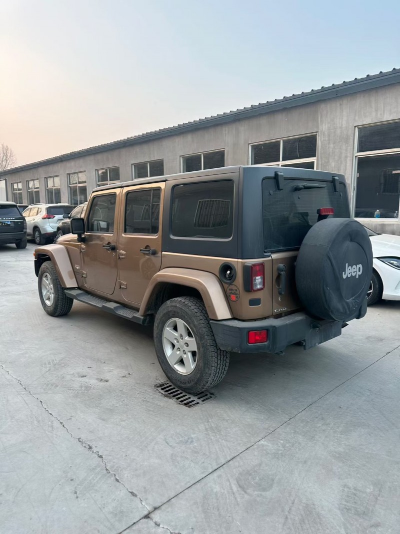 青岛15年Jeep牧马人7