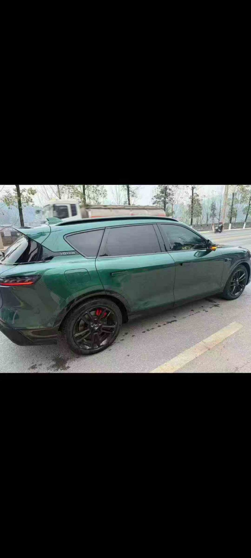 广元24年岚图汽车FREE8