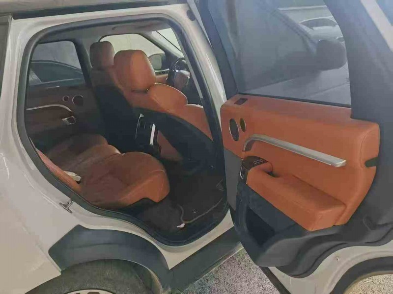 安顺18年路虎揽胜运动3