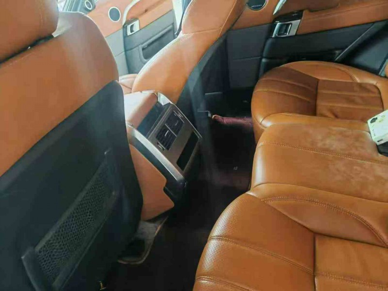 安顺18年路虎揽胜运动8