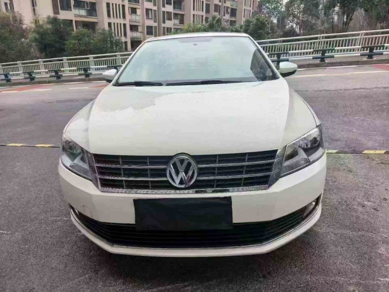 重庆15年大众朗逸1